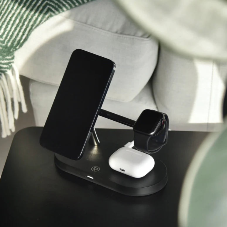 Harmony Magnetic 3-in-1 Charging Stand